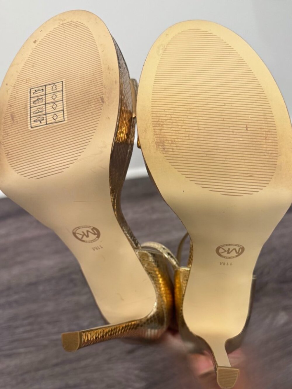 Michael Kors Gold Textured Heels Size 11 Ankle Strap Stiletto Sandals - Picture 8 of 9